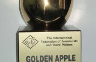     Trofeul  The Golden Apple 2014 ajunge la Targu Jiu